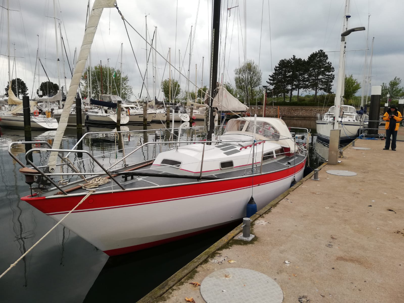 Julia am ersten Tag der Überfahrt in Kiel