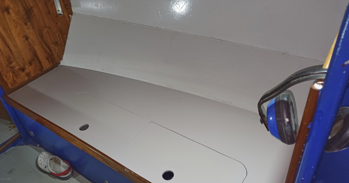 Innen alles neu lackiert