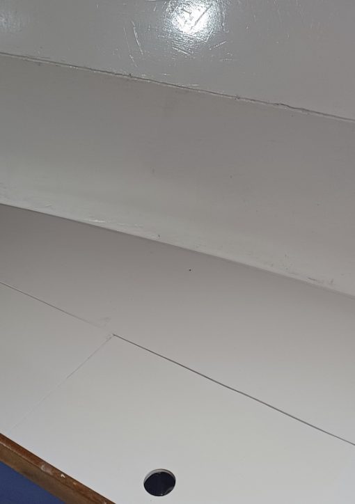 Innen alles neu lackiert