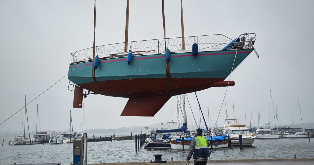 Endlich hängt Julia am Haken