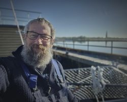 Zufrieden nach getaner Arbeit Zufrieden nach getaner Arbeit